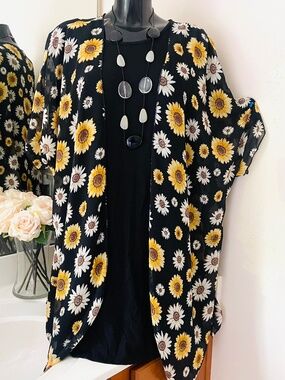 LIBERTY LOVE Women’s dress size 1X black yellow floral Plus Size dress XXL  2pc